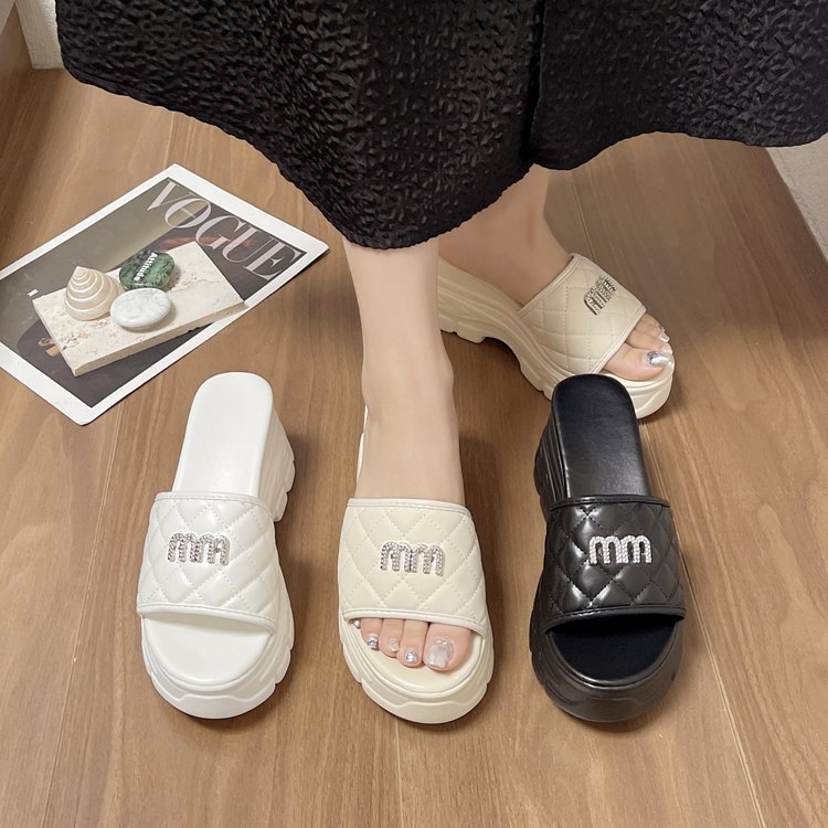 2024. aasta Outwear jaoks uued mitmekülgsed vabaaja kõrged kontsad Matsuke paksu tallaga naiste suvised sussid_voghion.com