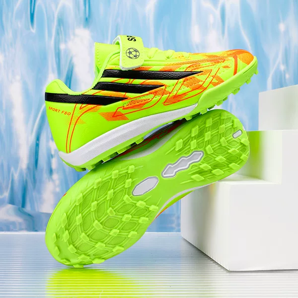 Cross-border magic-staple children's soccer shoes for boys and girls, with small studs, suitable for elementary school students, long studs, for professional matches, training, and sports