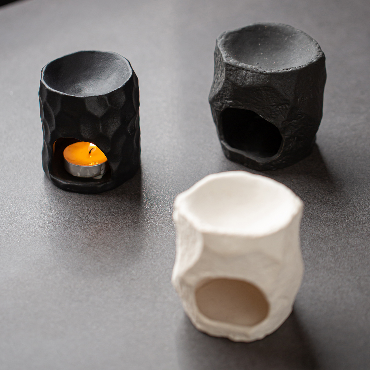 Ceramic Aromatherapy Stove Beauty Salon Club Yoga Bedroom Tea Room Essential Oil Heating Diffuser Stove Aromatherapy Lamp Geometric Ornaments