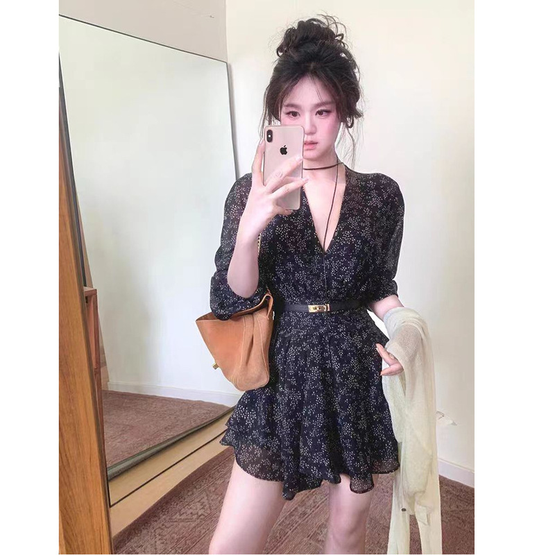 复古轻熟风碎花V领长袖连衣裙女装春秋季收腰显瘦气质A字短裙子潮|undefined