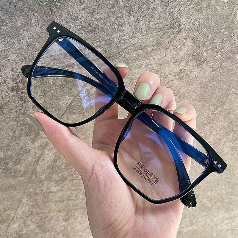 Dropshipping Wholesale and Retail Japanese Style Black Frame Glasses for Men, Trendy Myopia, Big Face, Anti-Blue Light, Non-Prescription Flat Glasses for Women Js04 Dropshipping Wholesale and Retail Japanese Style Black Frame Glasses for Men, Trendy Myopia, Big Face, Anti-Blue Light, Non-Prescription Flat Glasses for Women Js04