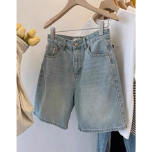 浅蓝色牛仔短裤女夏季新款时尚大码梨形身材显瘦高腰直筒裤