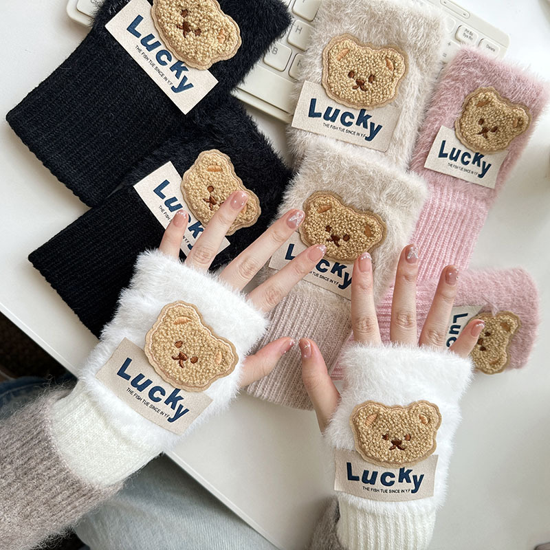 2024新款毛绒半指手套卡通针织护腕加厚保暖少女办公学生写字手套