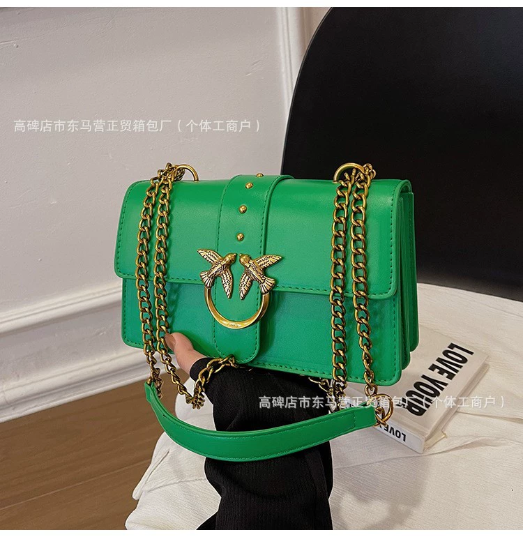 One-Shoulder Bag, Trend Universal Design, Chain Strap, Gold-Tone Hardware, Multi-Color