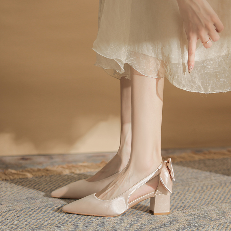 YB-63蝴蝶结镂空高跟鞋女粗跟伴娘婚鞋秀禾婚纱两穿大码加肥凉鞋