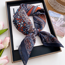 �͹�����������z��70С����Ů���ﱡ����������b�ϵ���I���^��