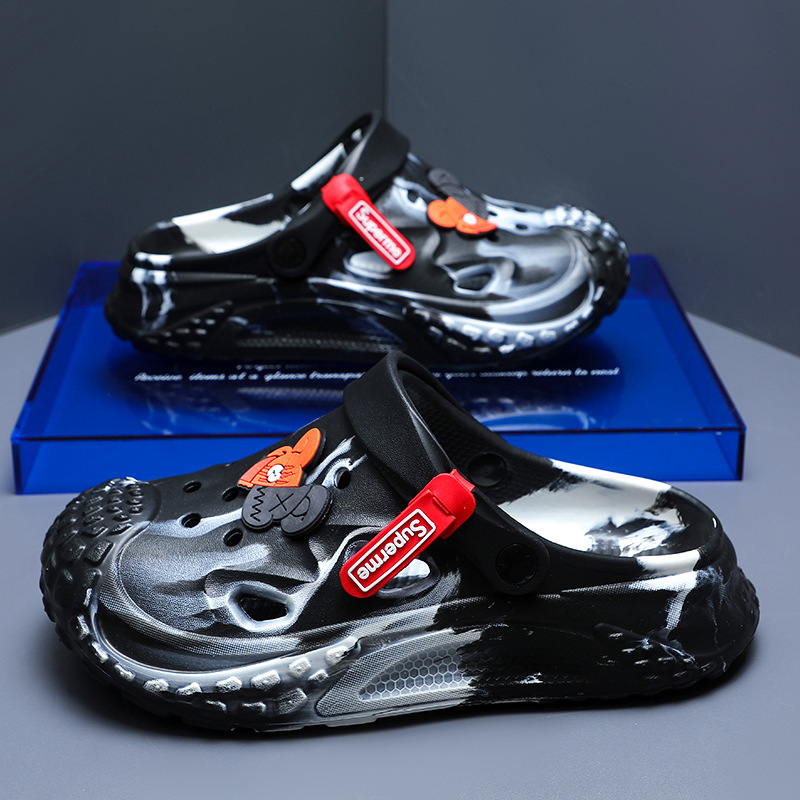 Men's Clogs for Outdoor Wear, Height-Increasing, Super Comfortable, 2026 Model, Closed-Toe Eva Dual-Use Beach Sandals