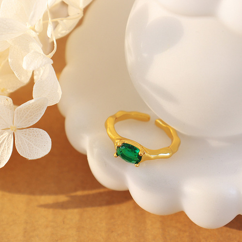 Korean Instagram-style brass material ring, embedded with emerald oval zirconia, unique personalized design, couple's matching rings