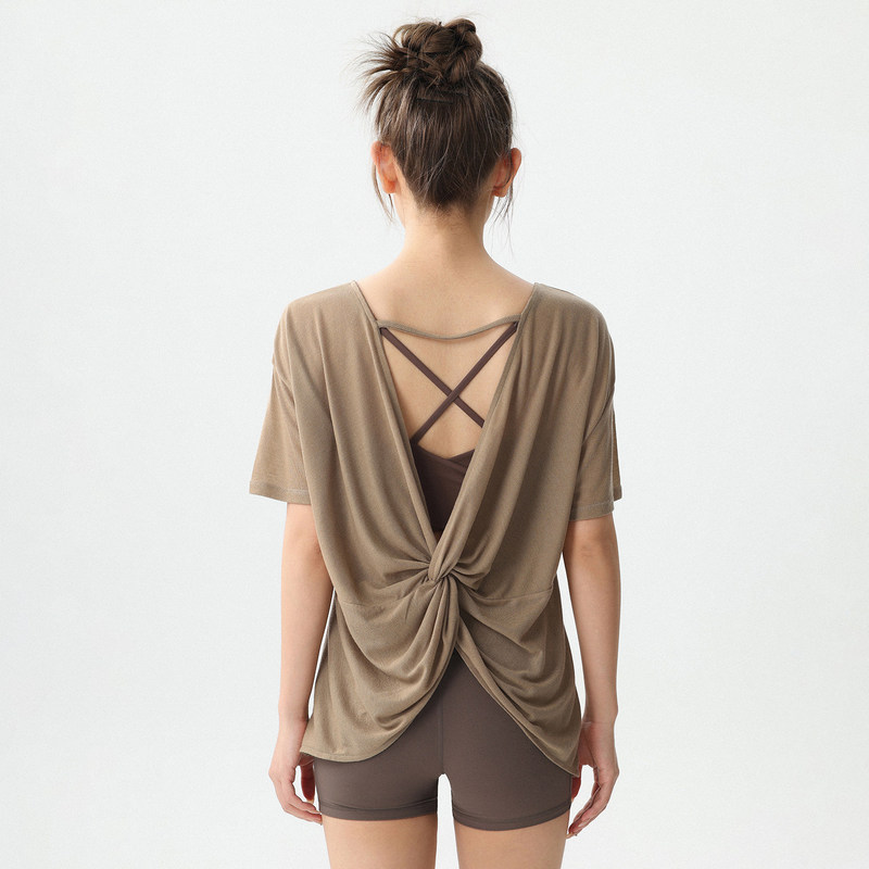 Lightweight, Loose-Fitting, Flesh-Covering Yoga Cover-Up for Women, Breathable, Quick-Drying, Slimming Sports Top, Short-Sleeved Fitness T-Shirt Lightweight, Loose-Fitting, Flesh-Covering Yoga Cover-Up for Women, Breathable, Quick-Drying, Slimming Sports Top, Short-Sleeved Fitness T-Shirt