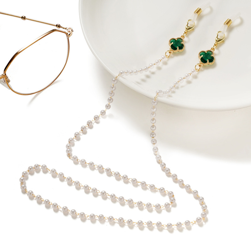 European and American simple glasses chain glass Pearl sunglasses hanging chain personality popular four-leaf clover mask chain men and women European and American simple glasses chain glass Pearl sunglasses hanging chain personality popular four-leaf clover mask chain men and women