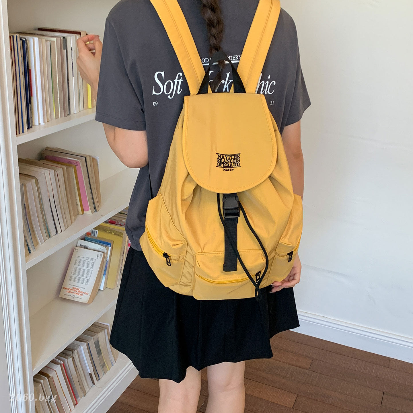 Estudiantes de gran capacidad nueva mochila de verano mochila de estilo femenino simple estilo casual 2026 mochila de cuerda