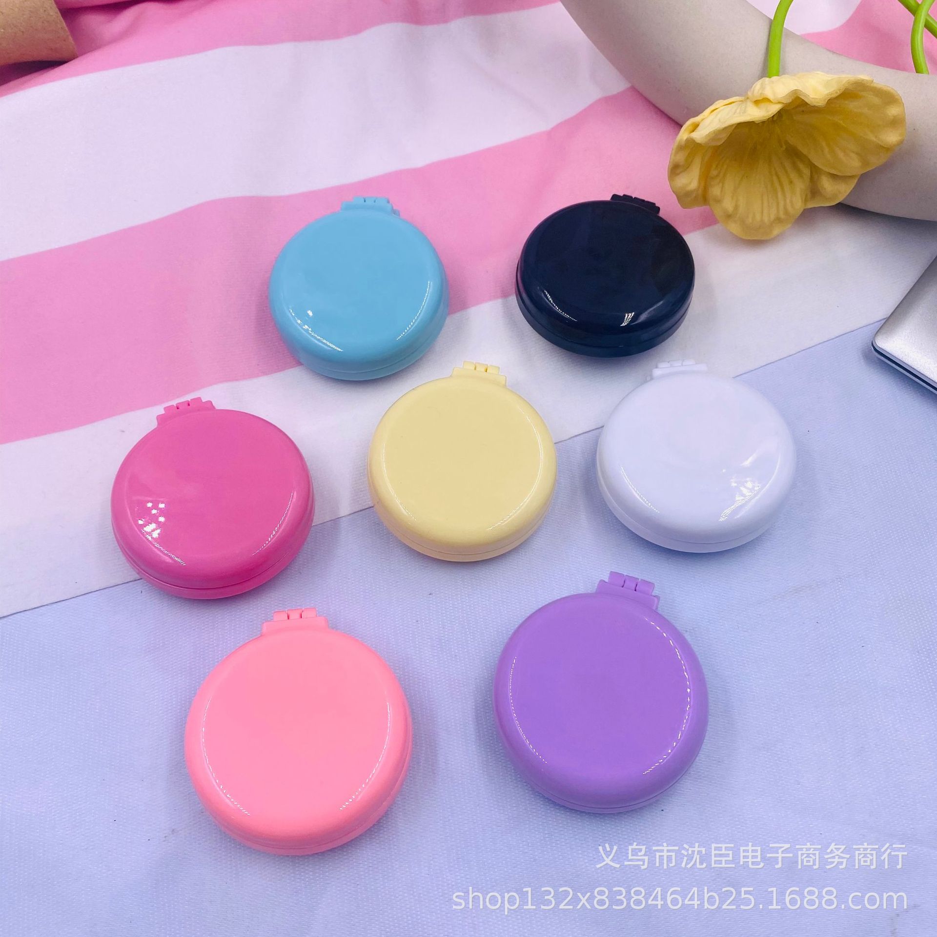 Nordic Style Solid Color Portable Air Bag Comb Hairdressing Mirror Comb Plastic Air Cushion Massage Comb Travel Folding Comb Massage Comb