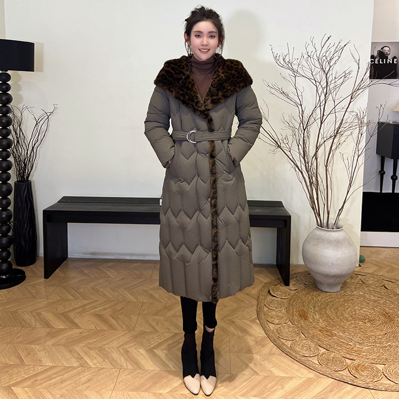 La moda coreana transfronteriza engrosada y delgada ropa de algodón encapuchada caliente otoño y invierno mujer delgada tamaño grande con chaqueta L - 7XL image 2
