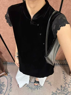 2026夏季新款立领斜襟精致蕾丝小飞袖宽松显瘦真丝丝绒上衣64