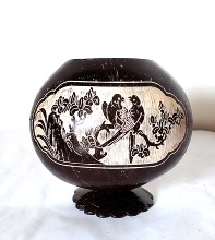 海南特色工艺品椰雕民族特色风情/家居摆设实用手绘摆画非遗