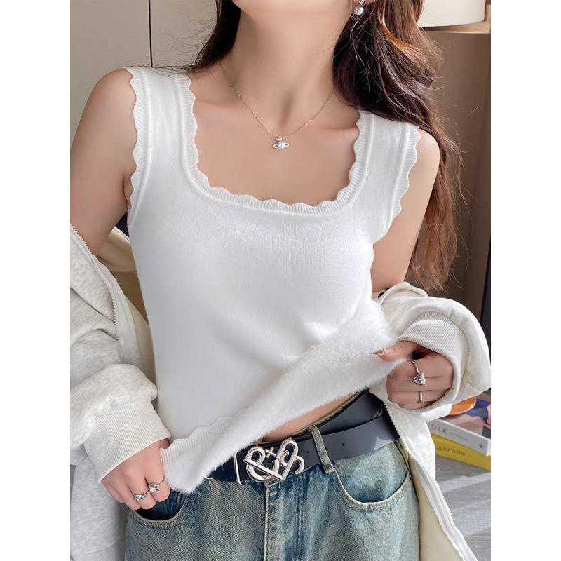 Fleece-Lined Thick Knit Vest with Wavy Edge U-Neck Short Top, Warm Inner Layer for Autumn and Winter, Core-Spun Yarn ➕ Imitation