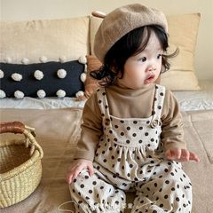 秋季婴儿连体衣圆点灯芯绒爬爬服宝宝色打底衫背带裤两件套长爬