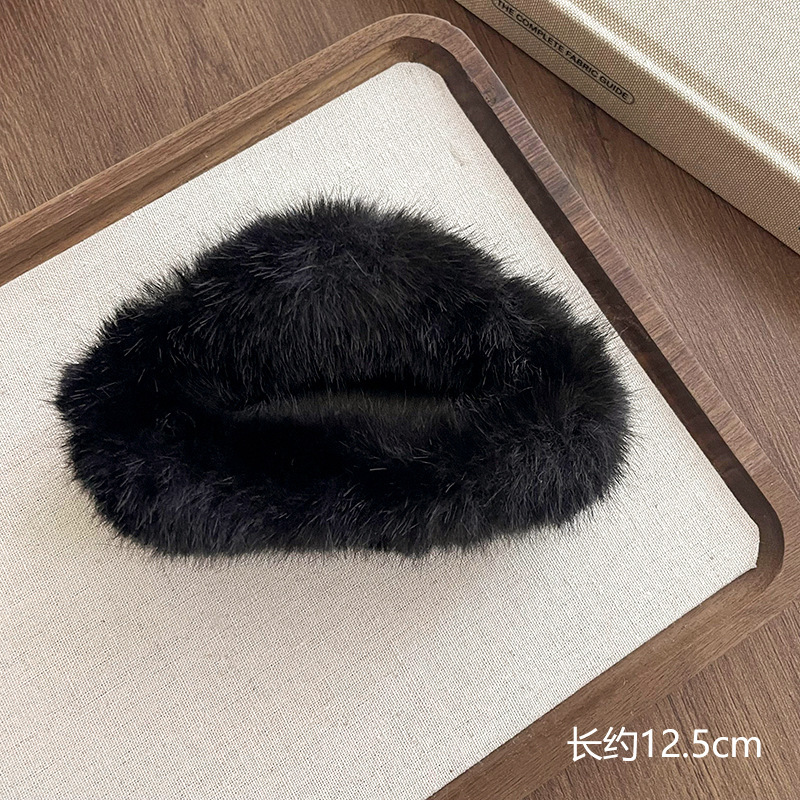 Otoño y invierno curry clip de agarre de cabeza grande clip de cabello tocado clip de tiburón 2025 nuevo peludo de gama alta agarre de cabello