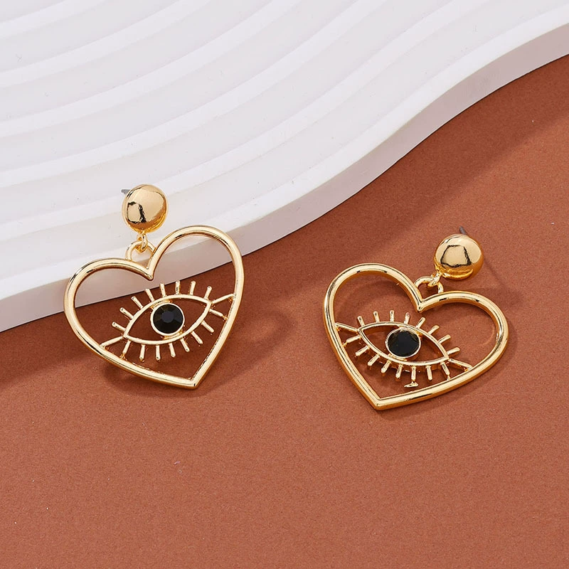 Trend black earrings, fashionable accessory, European style