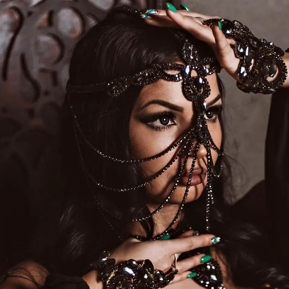 Nueva tendencia rhinestone máscara europea y americana exagerada Halloween bola borla máscara sexy accesorios máscara