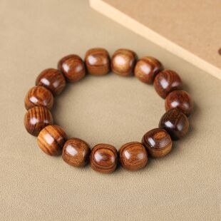 ���ں����S����������ϡ������Ͱ����������ľ�����ִ���Ů���