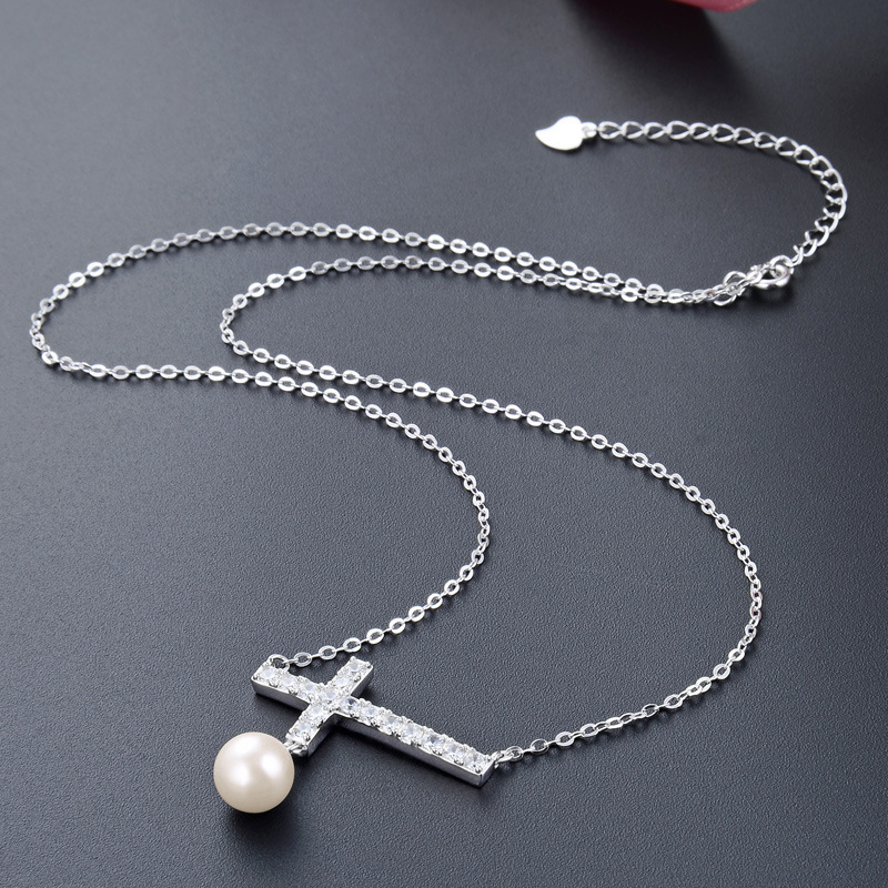 925 plata esterlina cruz collar de perlas para mujeres europeas y americanas ins estilo de nicho de diseño sensación de cadena de clavícula una fuente de envío