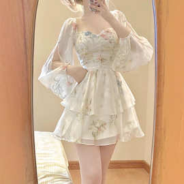 防晒夏季新款碎花连衣裙女高级感气质仙女不规则裙收腰小个子短裙