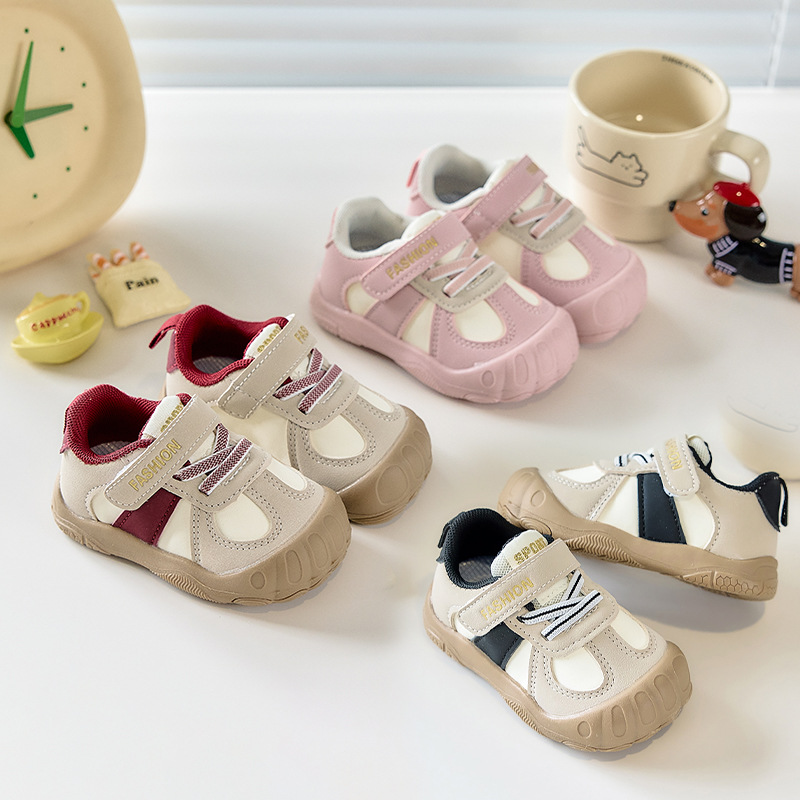 2026 primavera nuevos zapatos para bebés pequeños zapatos funcionales para niños pequeños zapatos para niños pequeños antipatada zapatos de sola suave