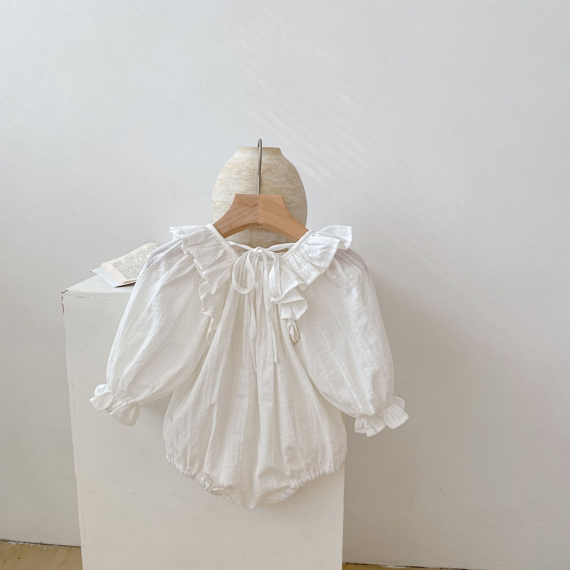 2024 Autumn Girl Baby Flying Strap Ha Yi Folded Long Sleeve Loose Triangle jumpsuit Crawler_voghion.com