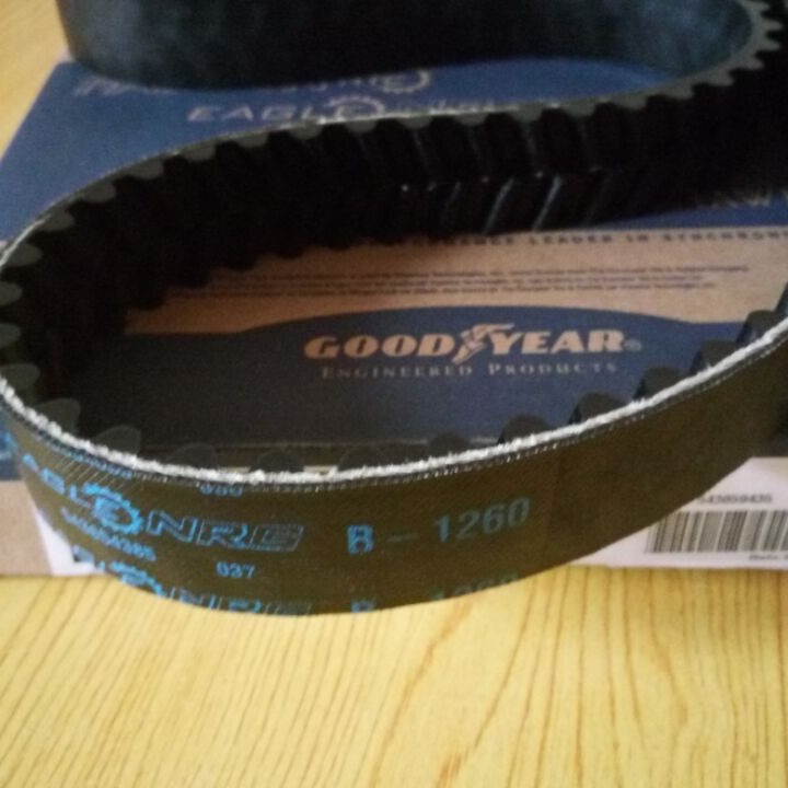 人字齿B-2380批发B-2520康迪泰克B-2660Contitech皮带B-2800马牌