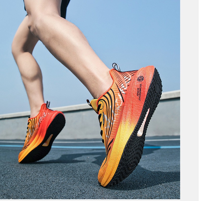 安德詹姆斯夏季新款碳板跑步鞋男超轻减震回弹软底运动鞋专业跑鞋