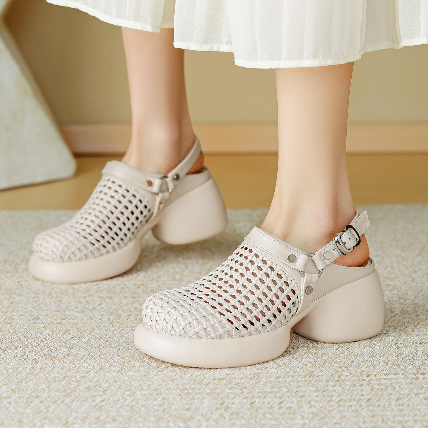 Sandal cao gót nữ mũi hở đế dày gót 6 cm phong cách dệt — đen