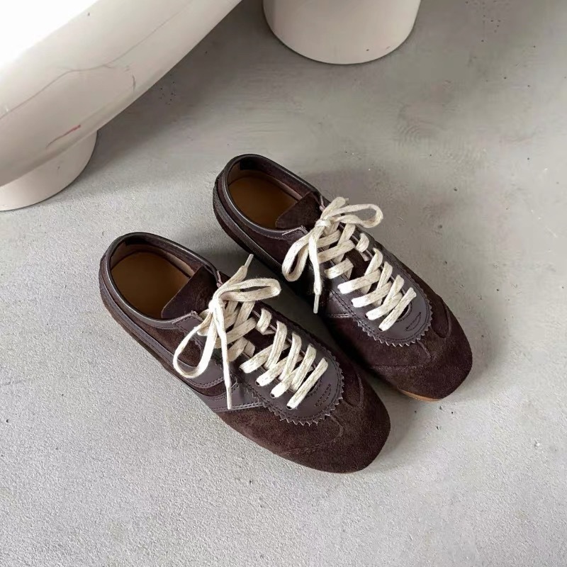 Genuine Leather Retro Height-Increasing German Training Shoes for Women, 2026 Autumn New Versatile Square-Toe Flat-Soled Casual Sneakers