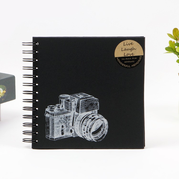 검은 색 판지 17.5x17.5cm