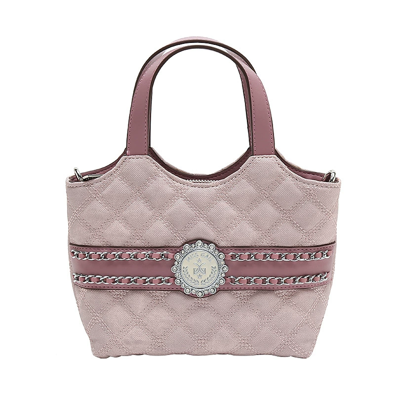 Небольшая вместительная сумка, корзина, в стиле Chanel