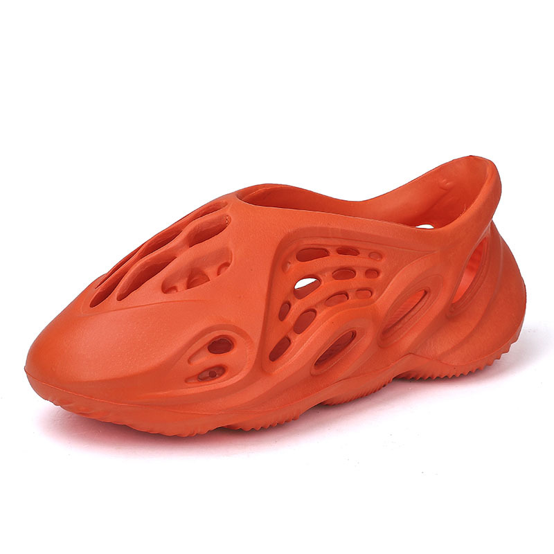 Un gran número de en stock Kanye celebridad en línea celebridad mismo yez350 agujero hueco zapatos espuma tiburón sandalias padre-hijo hombres y mujeres