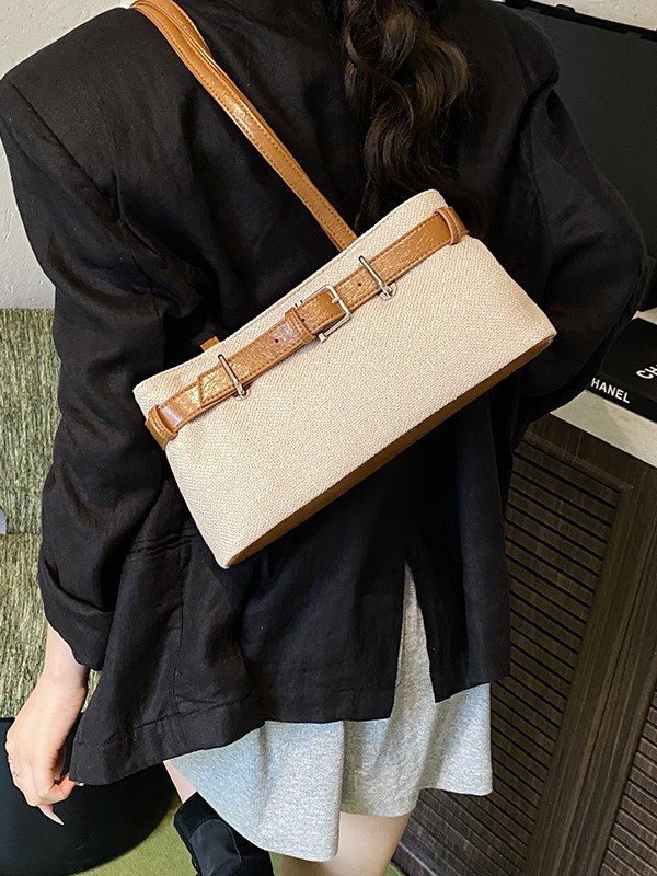 Bolso de mano de diseño de nicho para mujer 2025 verano nueva costura de moda bolso de hombro de color de contraste bolso de viaje coreano