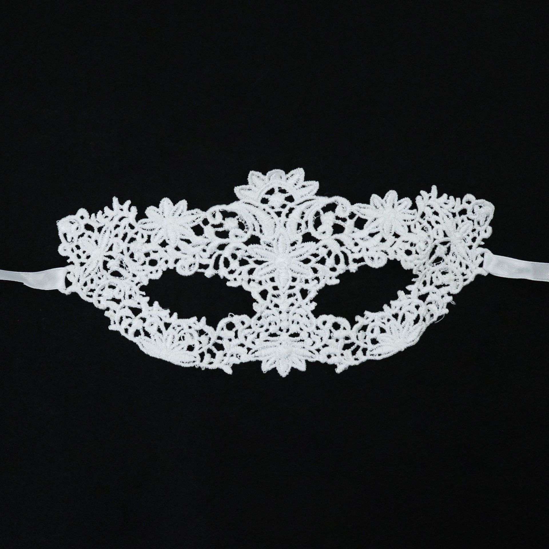 Carnaval máscara de encaje de venta transfronteriza máscara de maquillaje de fiesta de baile máscara de encaje amorfa máscara TK