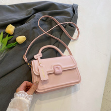 洋气小众设计包包女2024春季款流行时尚斜挎包时尚休闲手提小方包
