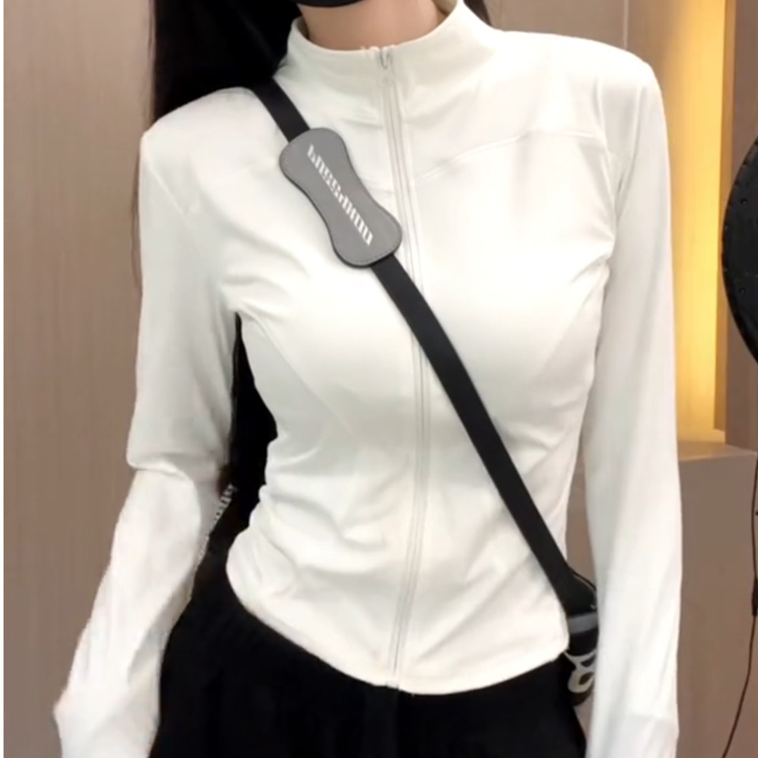 Moda transfronteriza simple delgada transpirable 2025 nueva ropa de mujer delgada de cuello de hielo deportivo chaqueta de verano