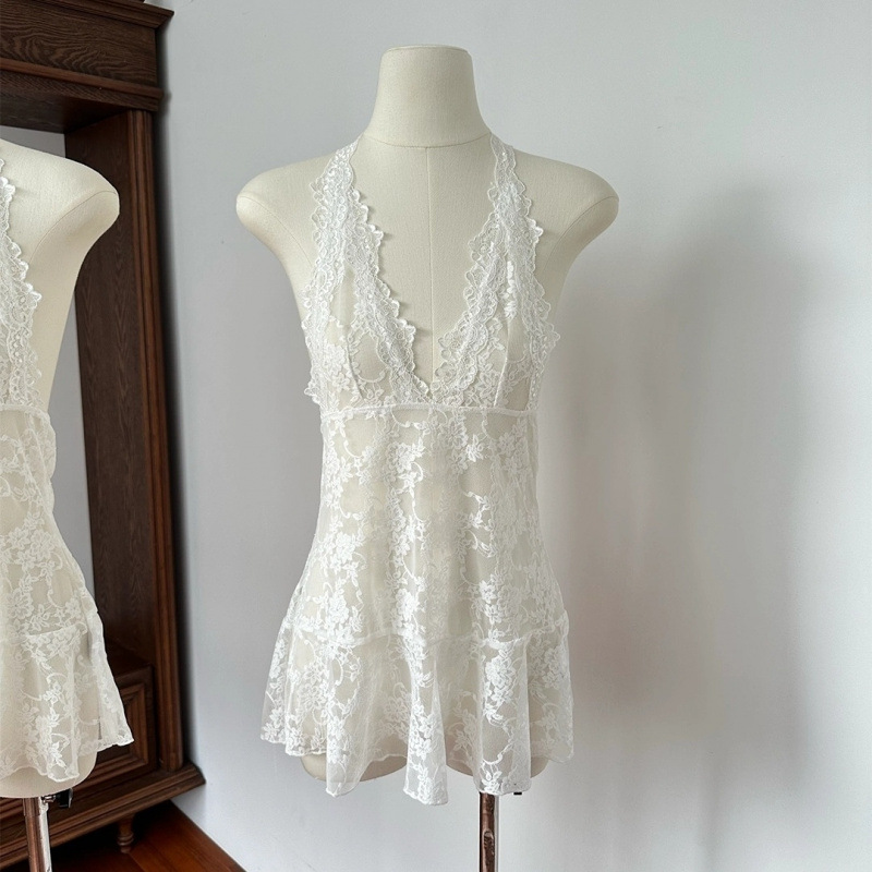 흰색 서스펜더 스커트