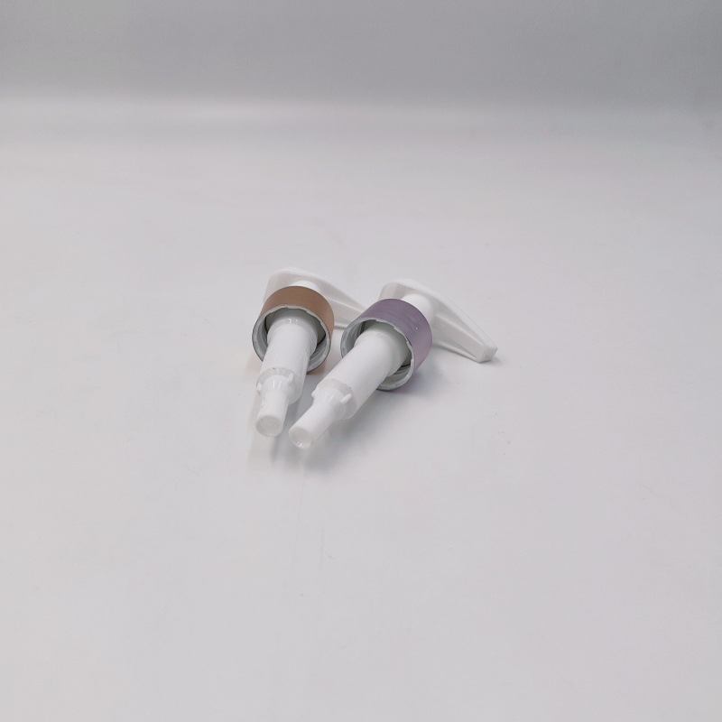 新款24/410 28/410左右开关乳液泵 电镀精油护肤洗发水按压泵