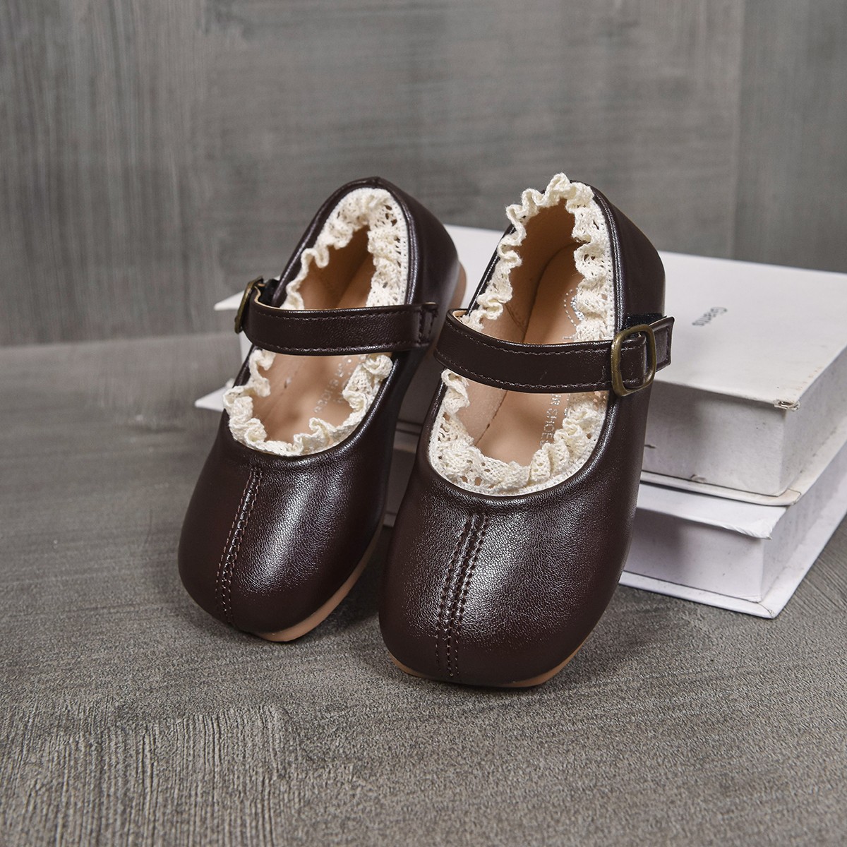 Zapatos de cuero de niñas 2025 primavera nuevos zapatos infantiles zapatos princesa de suela suave primavera y verano zapatos de mujer Bao Niño image 4