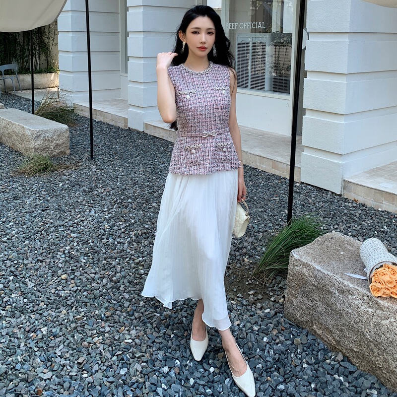 2025 New Autumn and Winter Red and Pink Tweed Fake Two-Piece Dress Round Neck Sleeveless Pleated Long Skirt