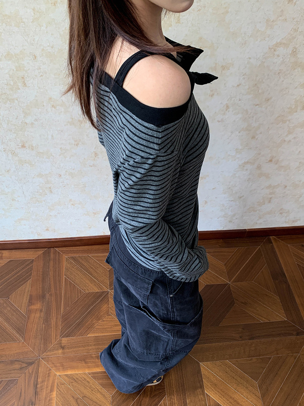 原版色织条美式修身显瘦条纹一字肩长袖T恤女排扣设计感百搭上衣|undefined