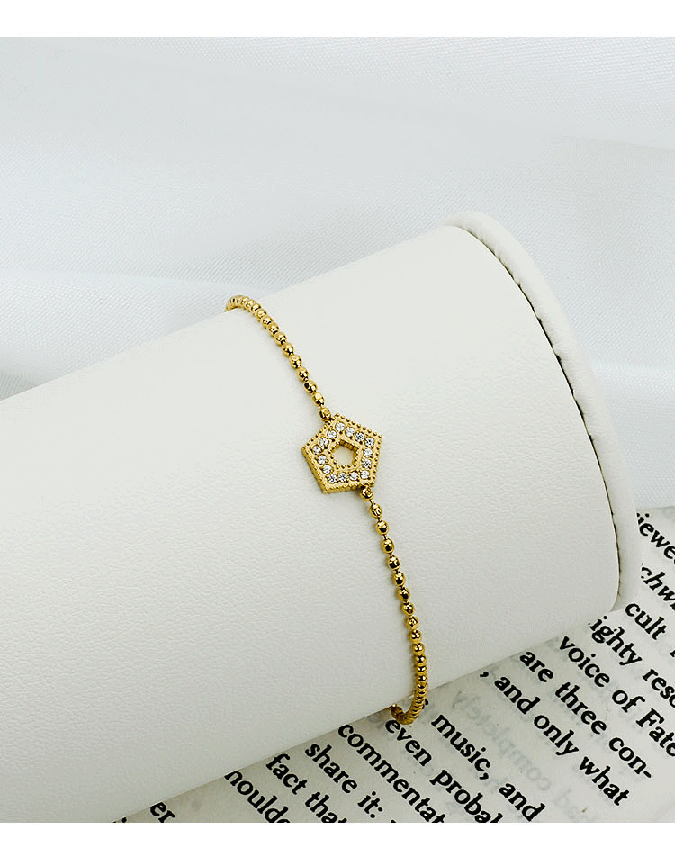 Plating Design Simple Style Geometric Heart Shape Titanium Steel Zircon Bracelets In Bulk