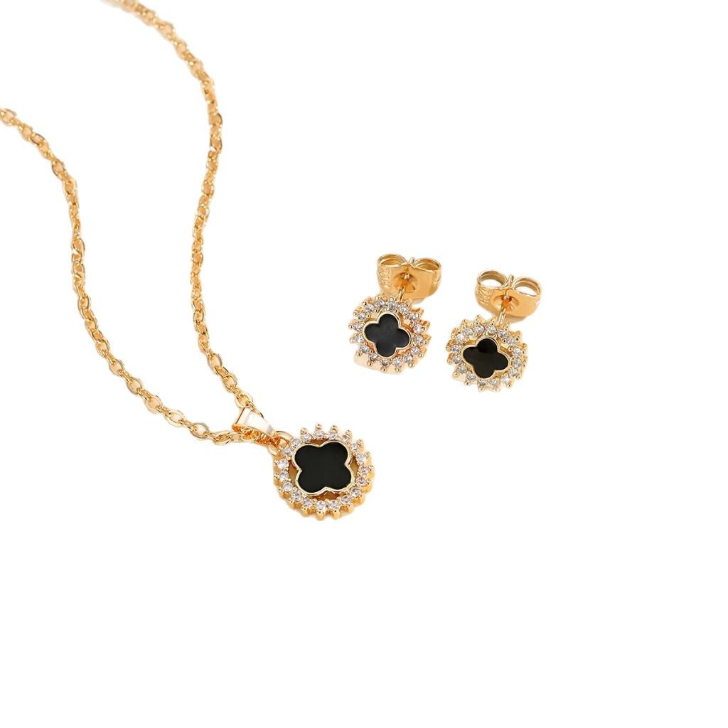 Joyas transfronterizas europeas y estadounidenses collares de cuatro hojas exquisitos temperamentos de moda pendientes de diamante collar conjunto de joyas de clavícula al por mayor image 6