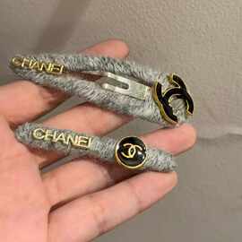 灰色小香兔毛毛线发夹精致复古小众气质简约刘海边夹时髦网红潮女