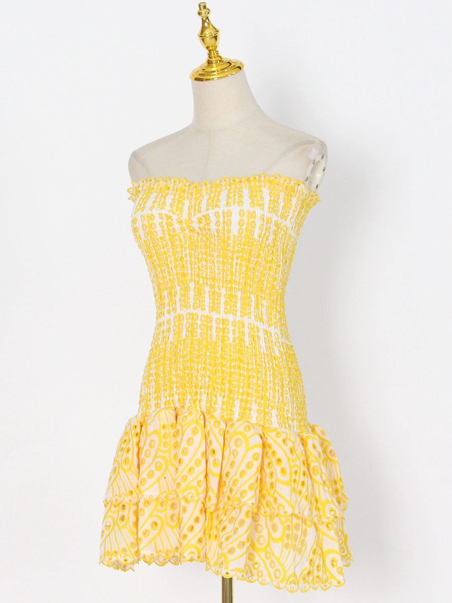 Elegant Ruffled Strapless Women's Dress For Spring Season_voghion.com