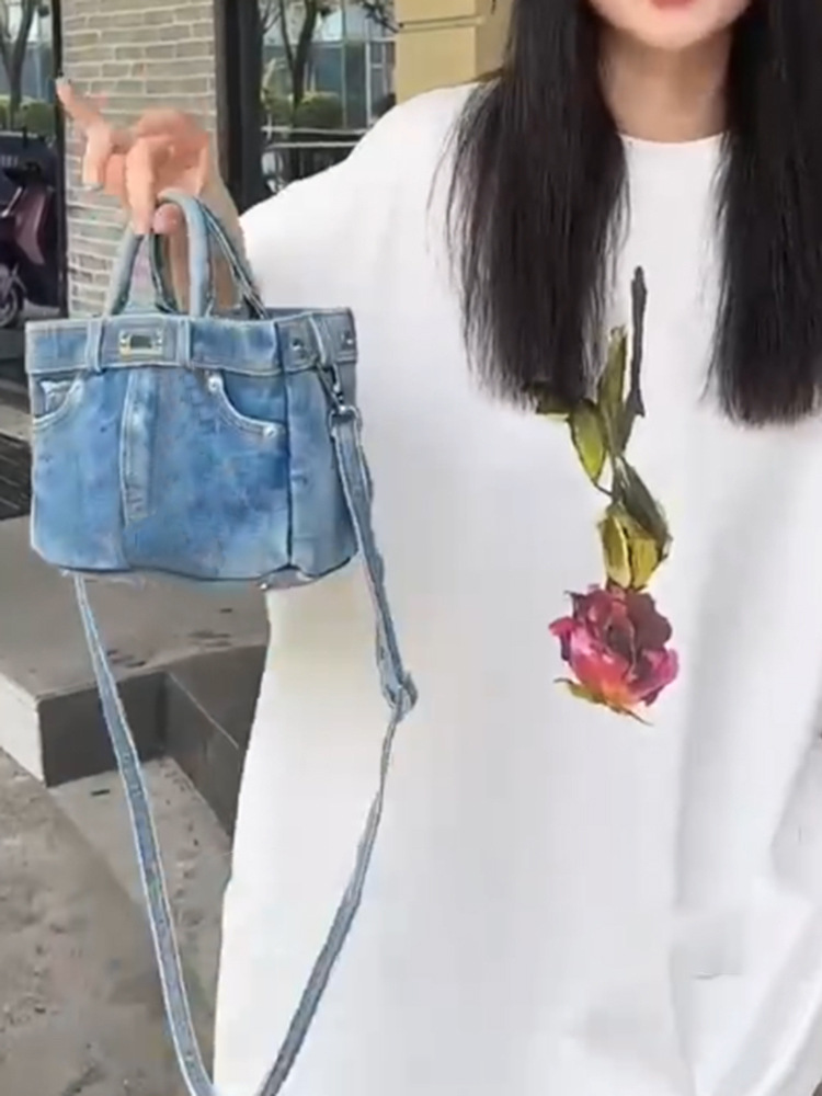 Internet celebrity's same style denim fashionable and casual versatile handbag, personalized commuting shoulder_voghion.com